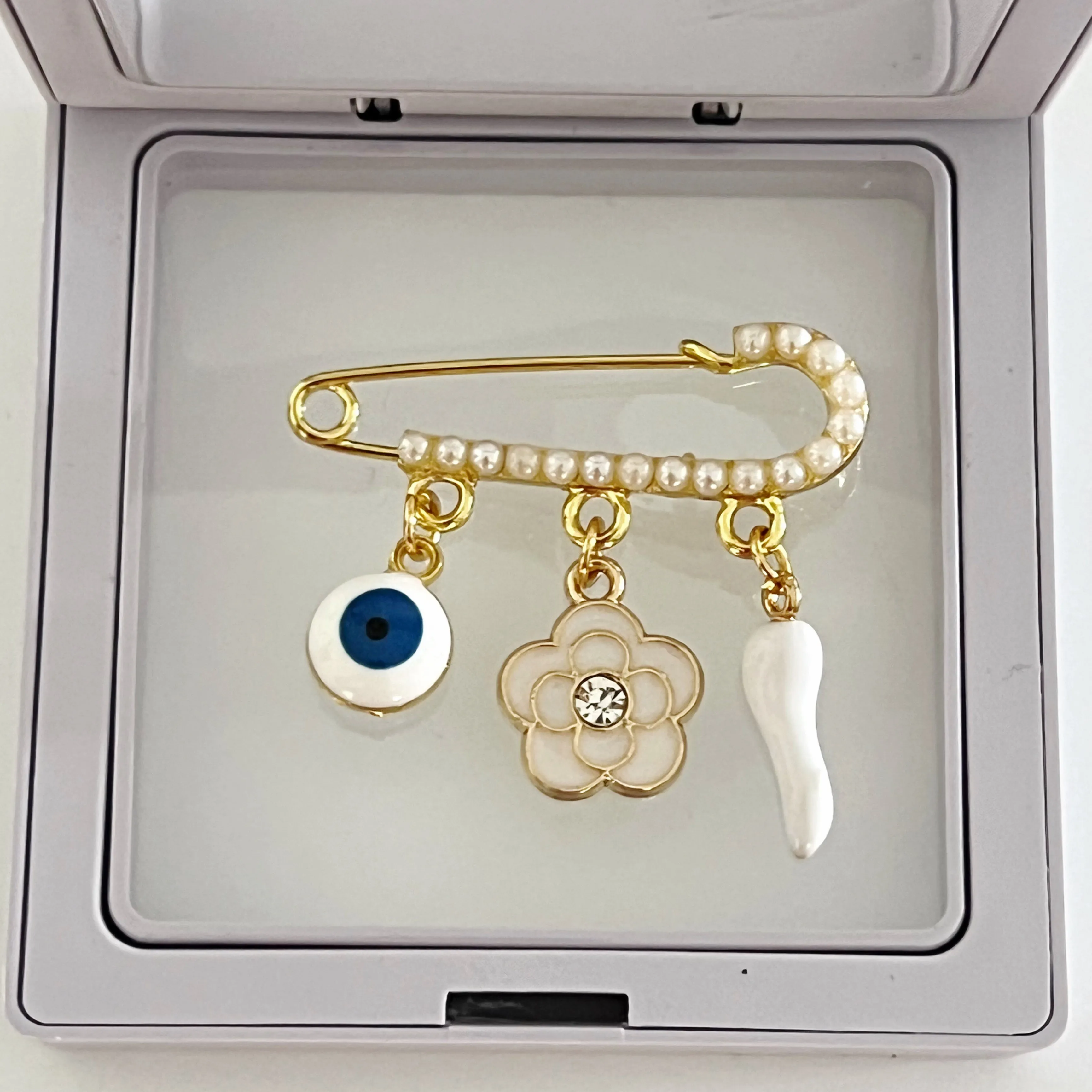 4 CM Pearl Pin For Women or Girls - Gold