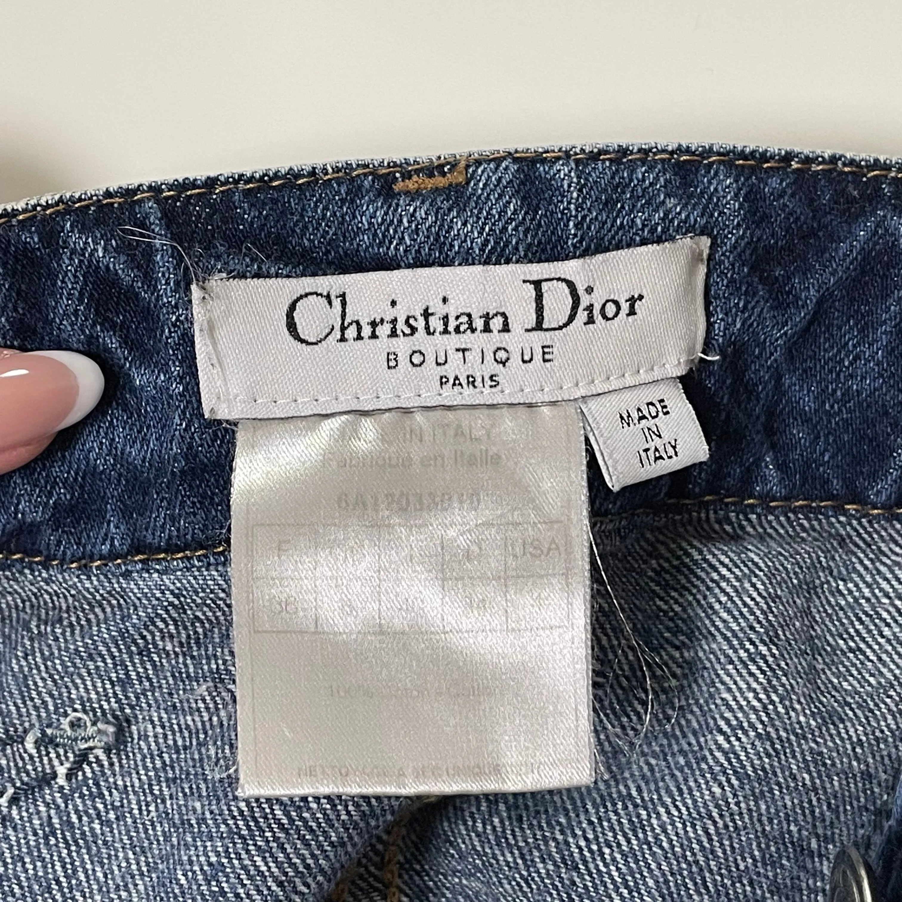 CHRISTIAN DIOR Fall Winter 2006 Stitch Detail Denim Mini Skirt