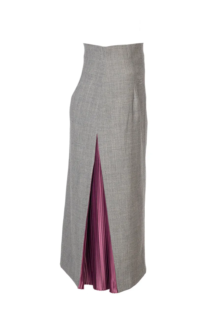 Classic Skirt With Pleated Detail