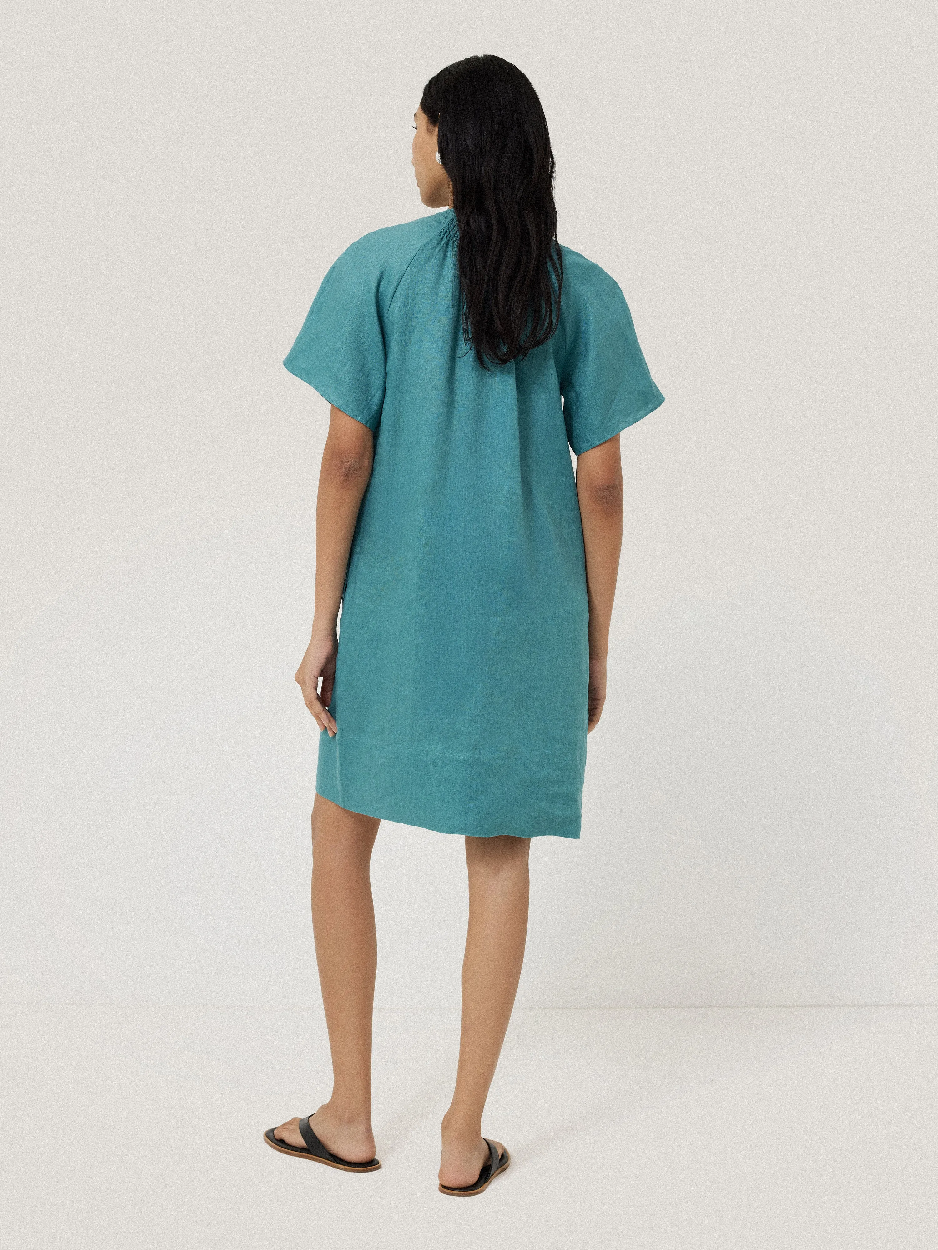 Linen Smocked T-shirt Dress | Blue