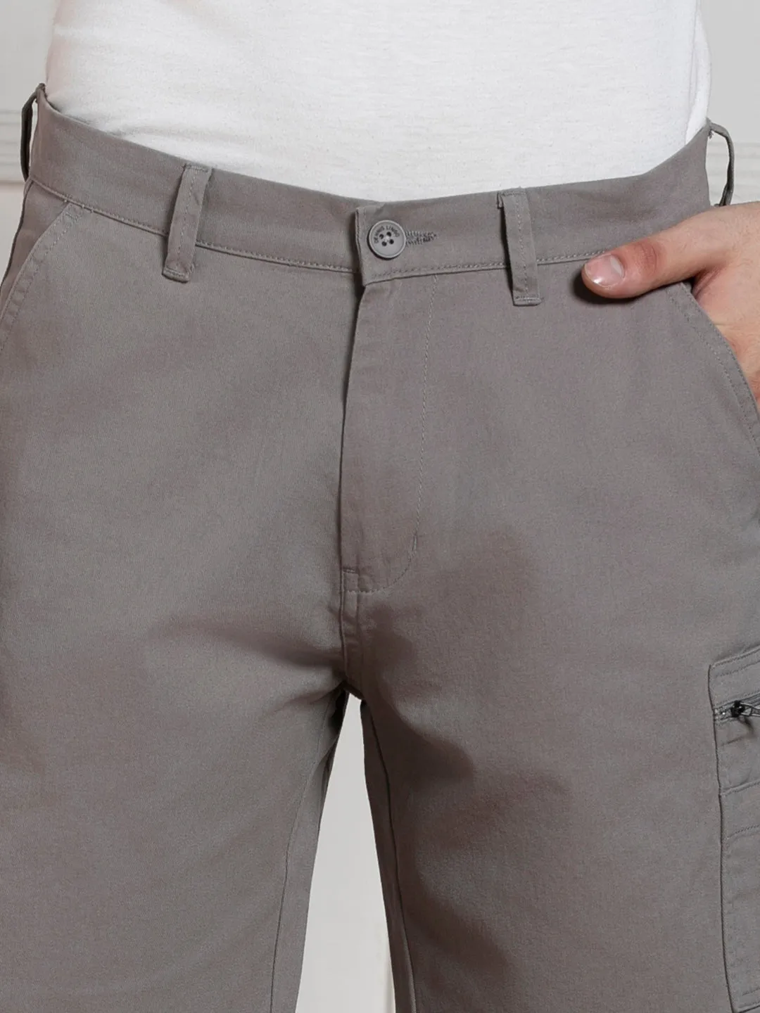 Men's Mid grey Relaxed Fit Mid-Rise Solid Casual Shorts