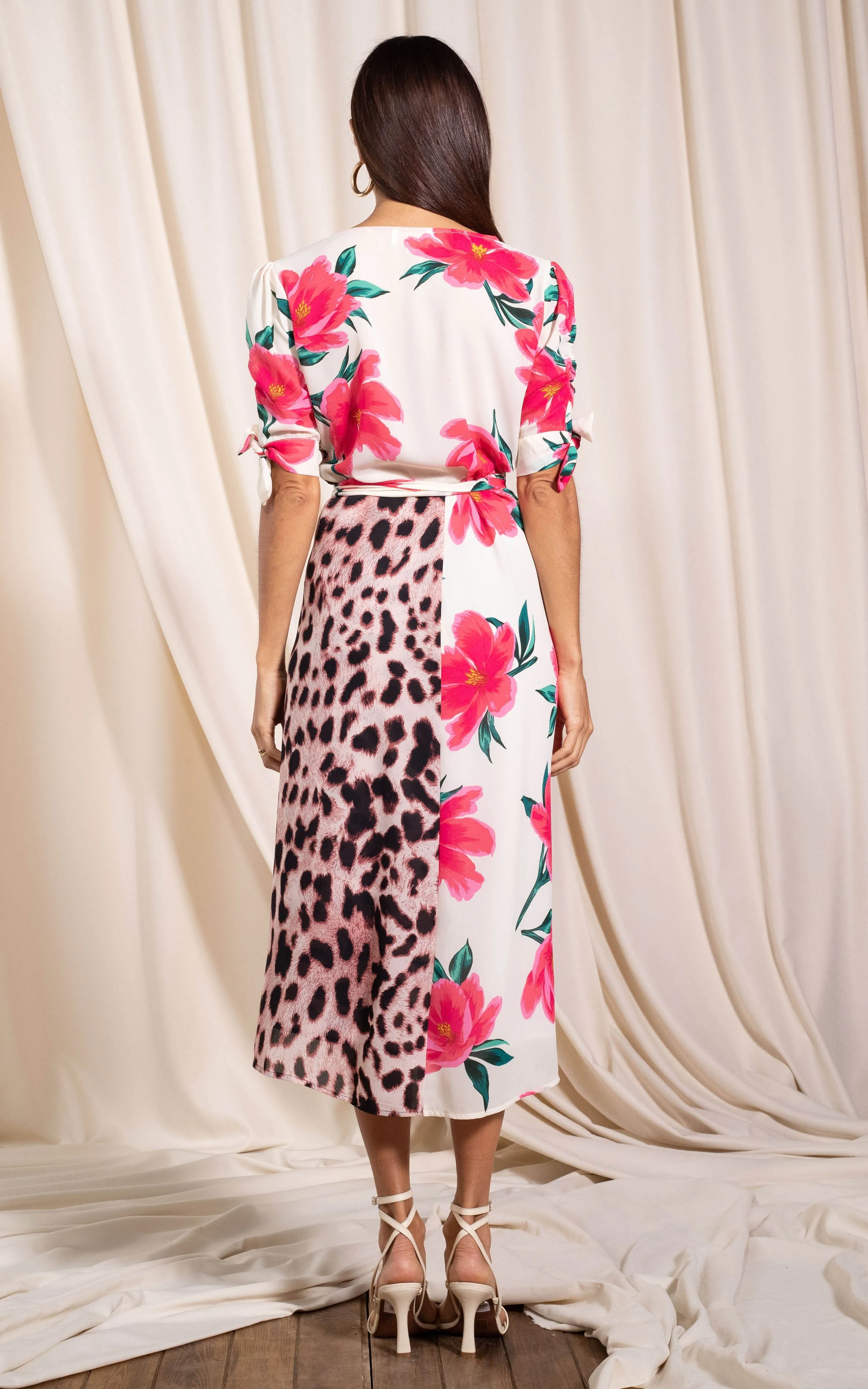 Olivera Midi Dress in Cream Base Tulip Mix