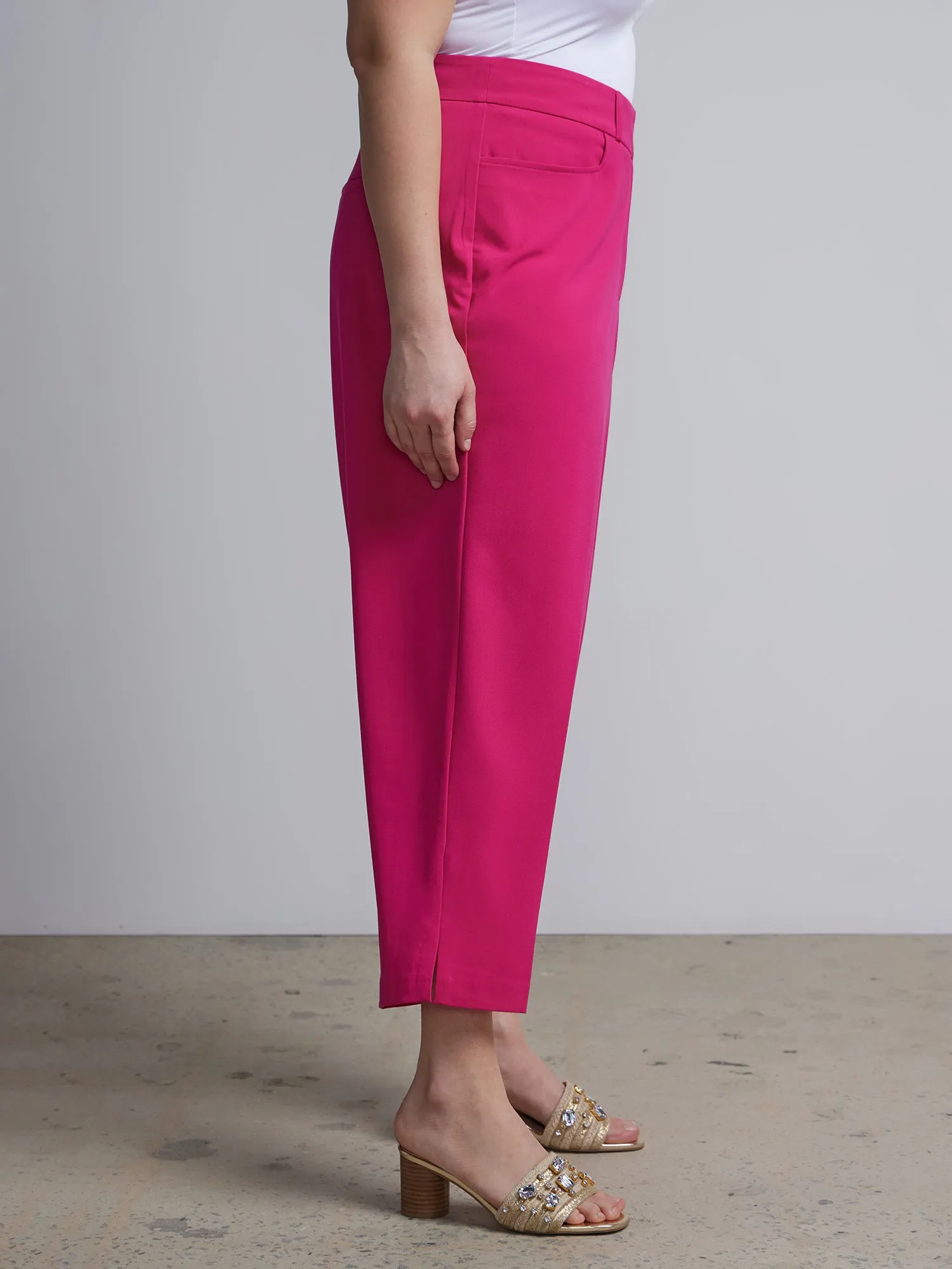 Plus Essential Stretch High Rise Capri Pant