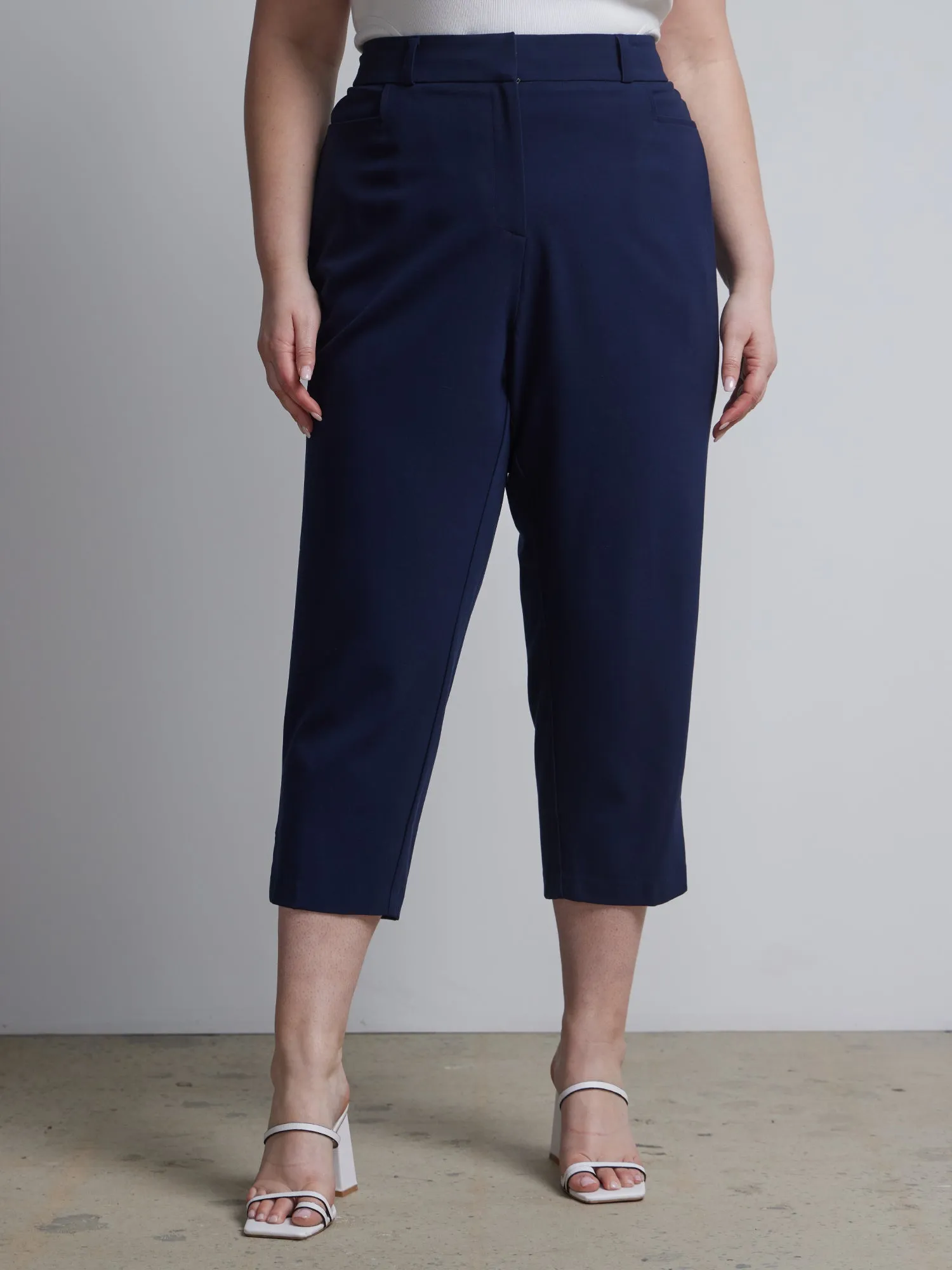 Plus Essential Stretch High Rise Capri Pant