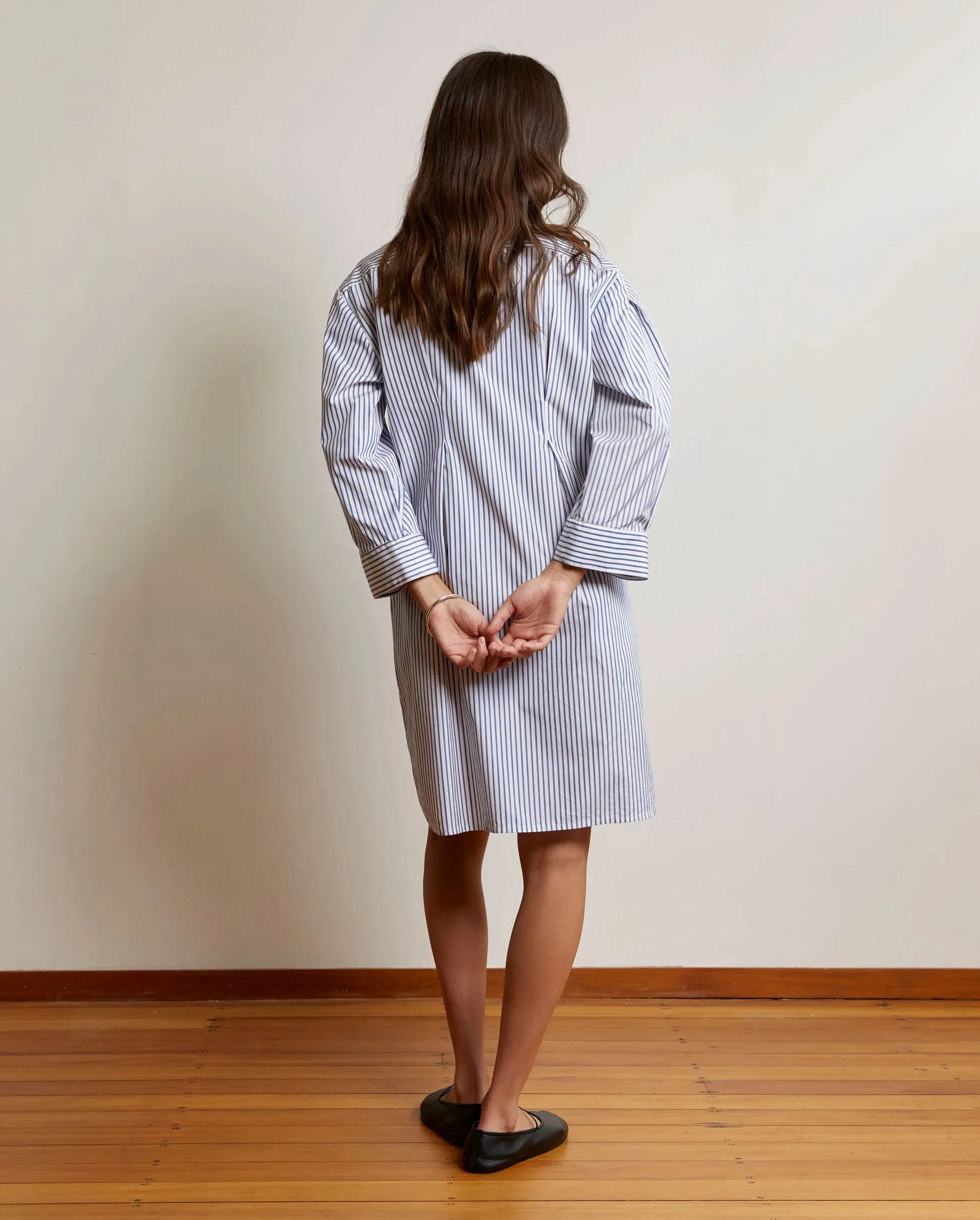 PULLOVER SHIRT DRESS / DARK BLUE & WHITE