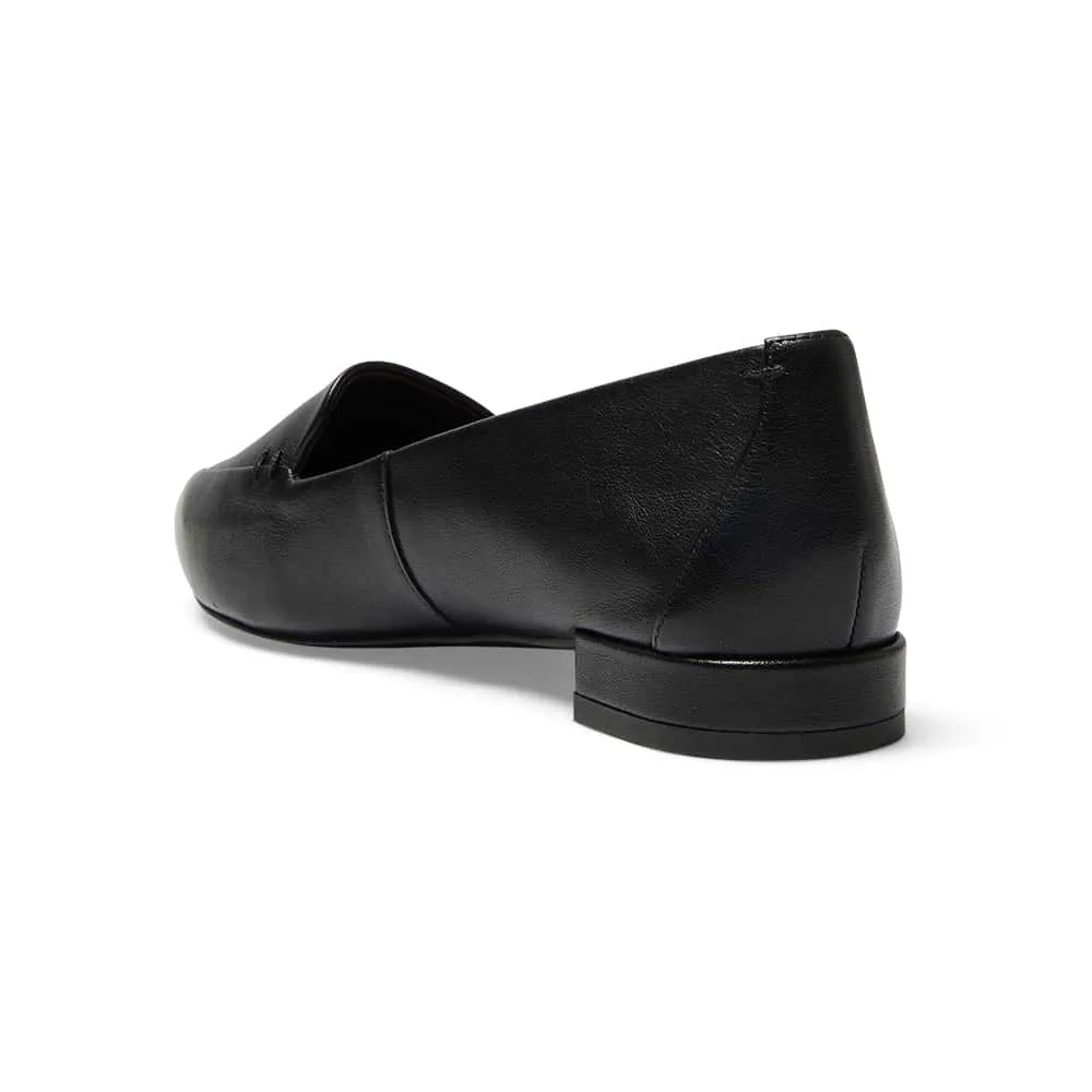 Raven Loafer in Black Leather