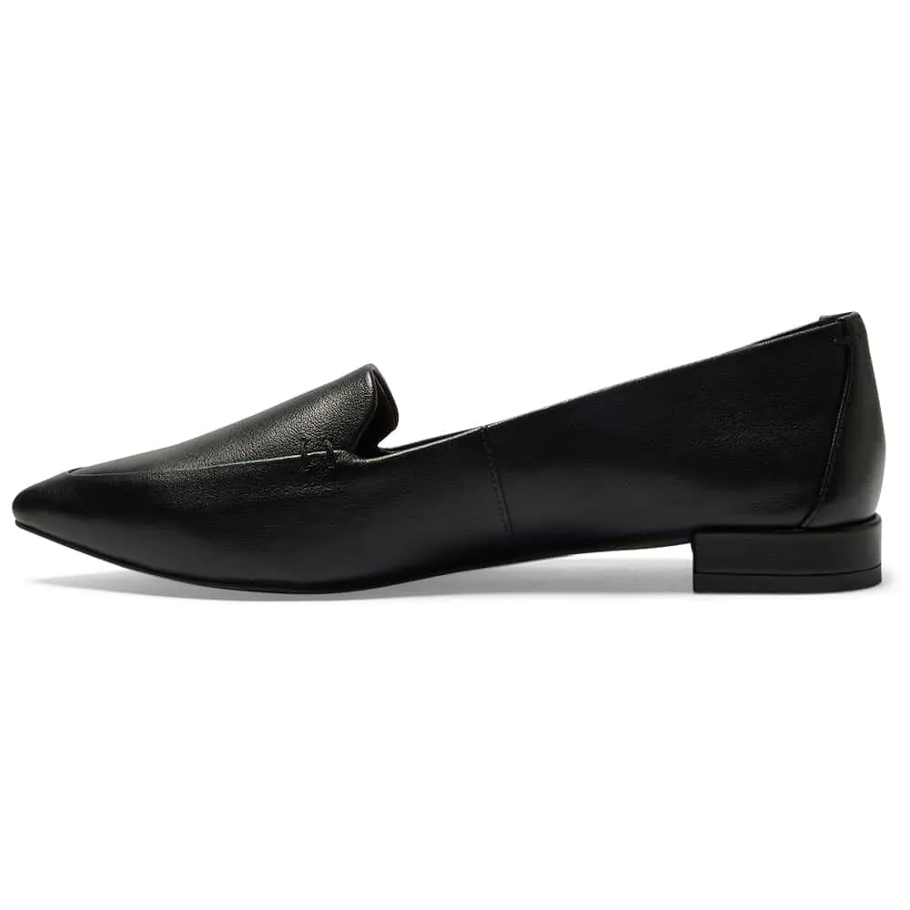Raven Loafer in Black Leather
