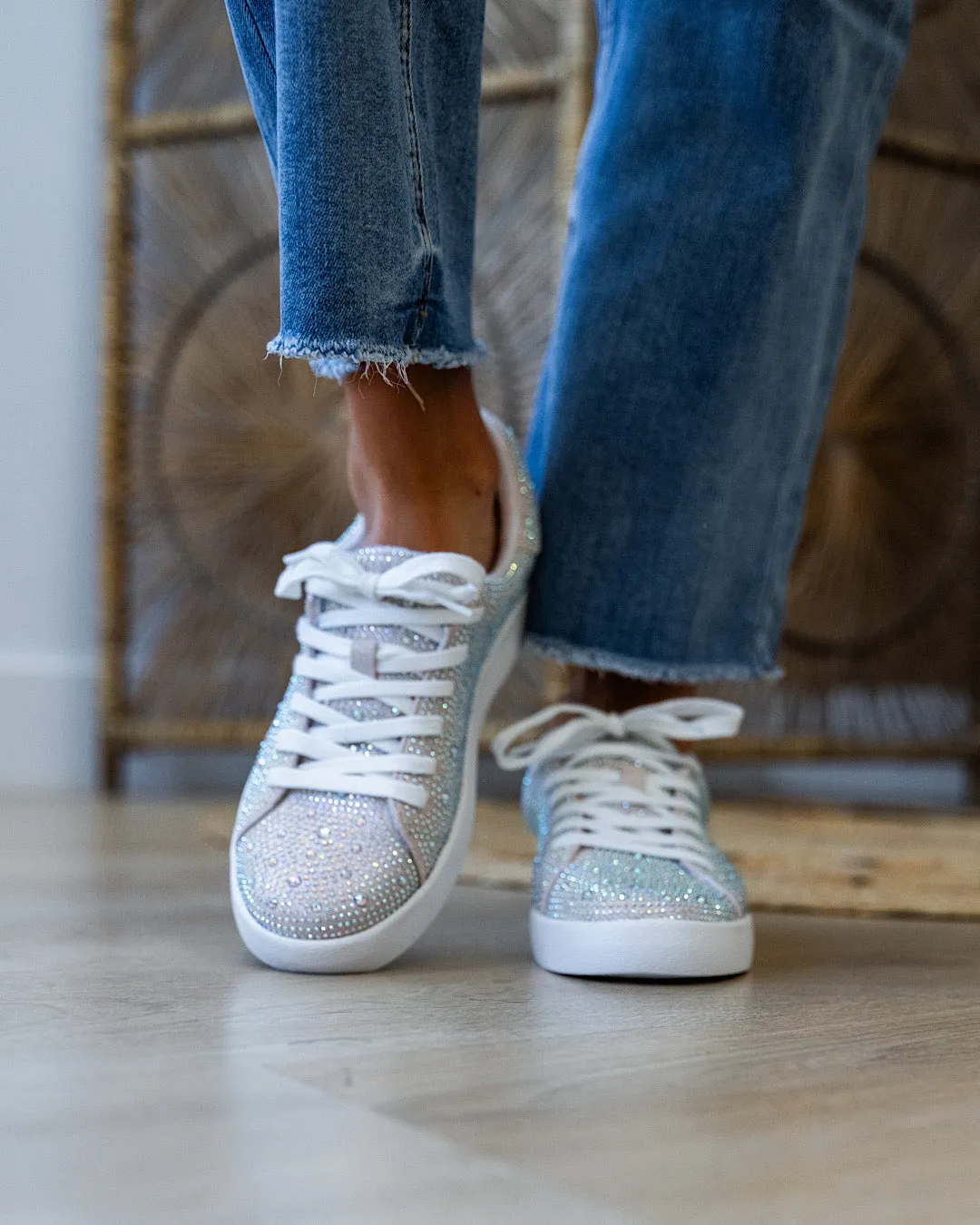 Very G Flirty Sneakers - Cream