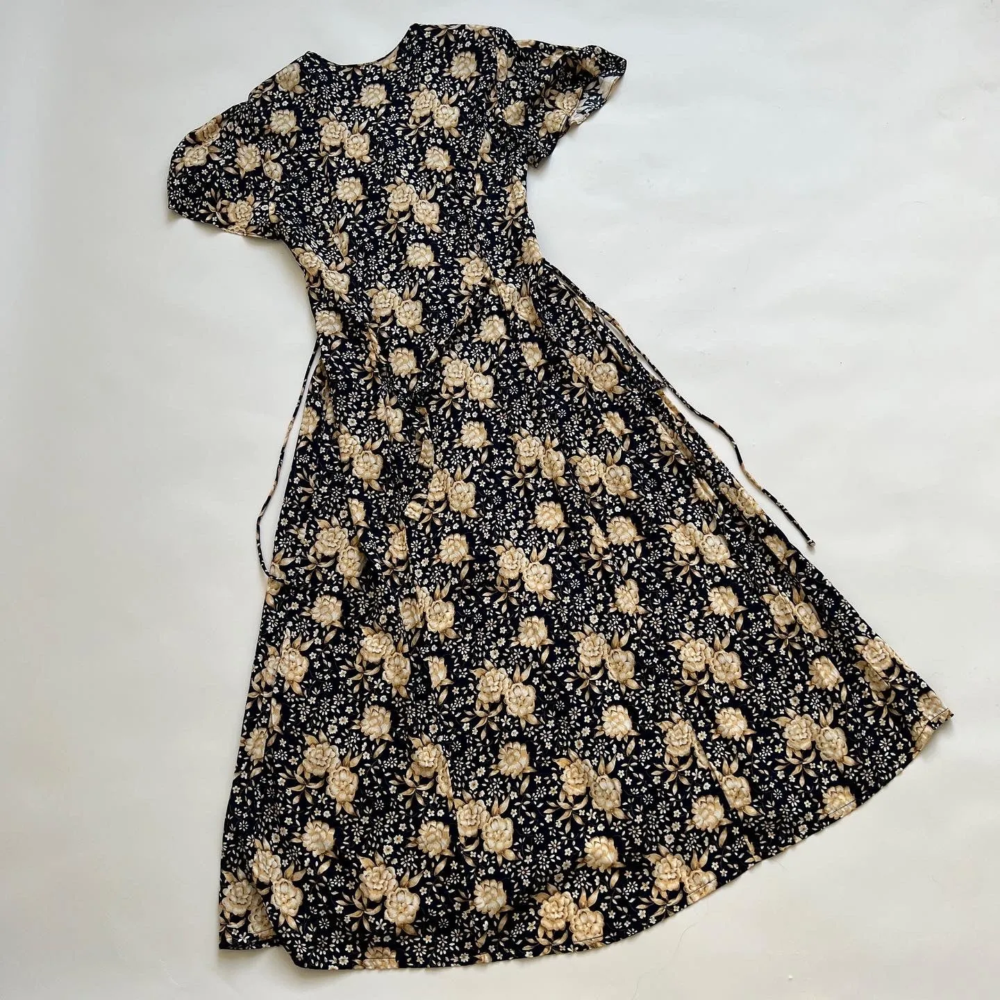 Vintage floral maxi dress