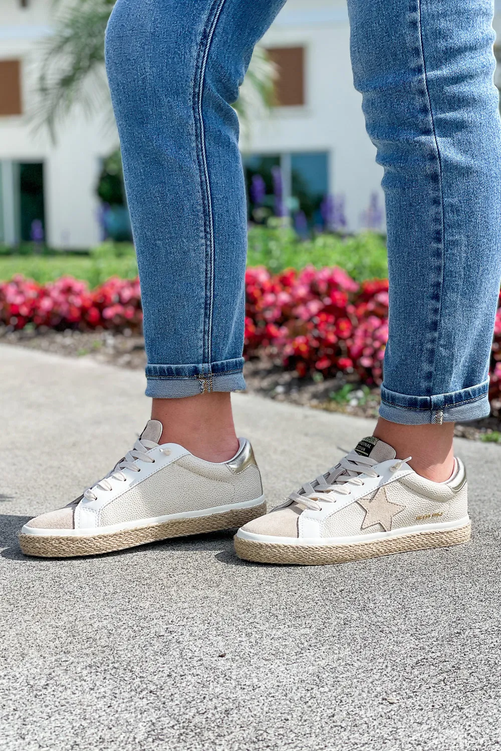 Vintage Havana: Coastal 1 - Taupe Pebbled