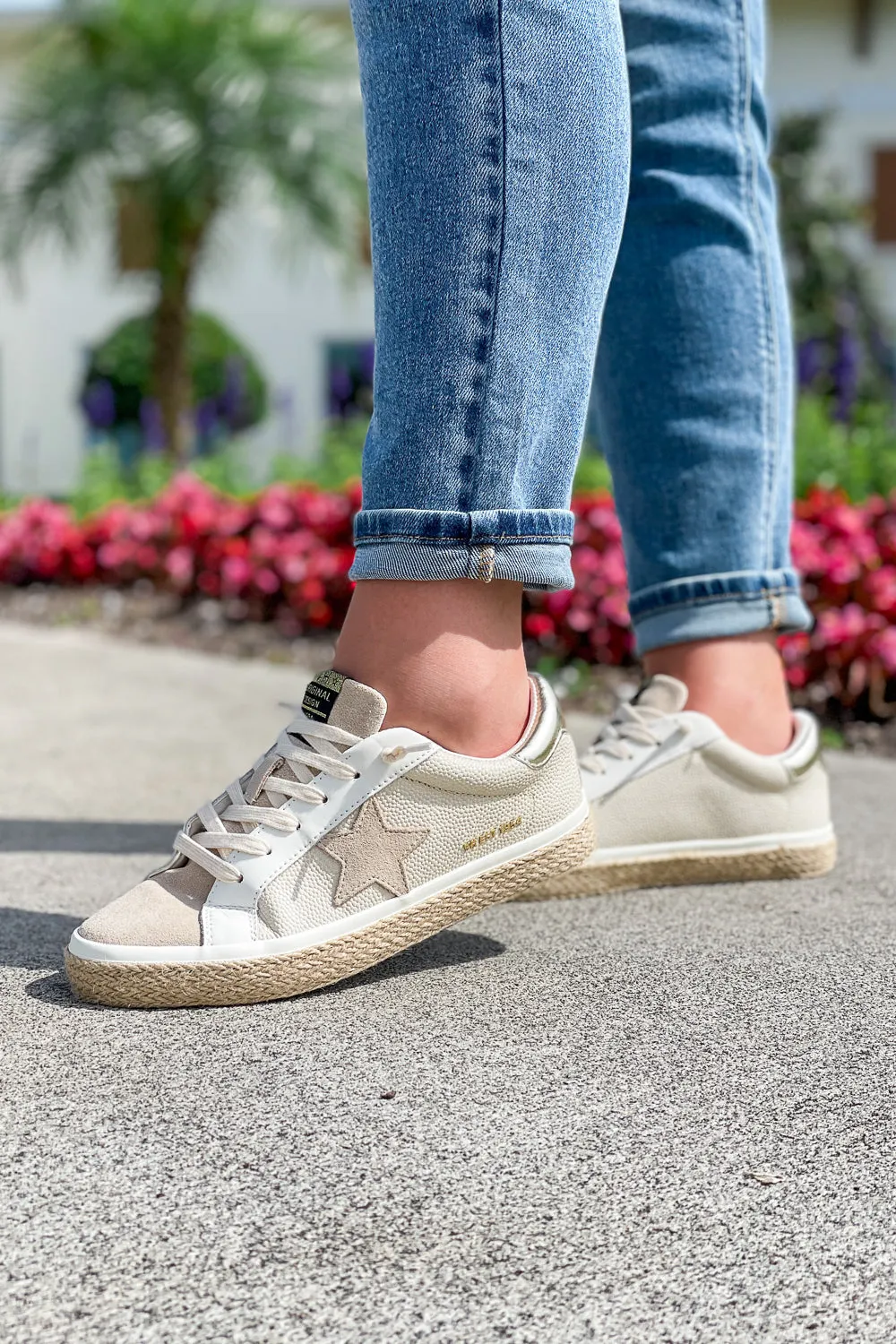 Vintage Havana: Coastal 1 - Taupe Pebbled